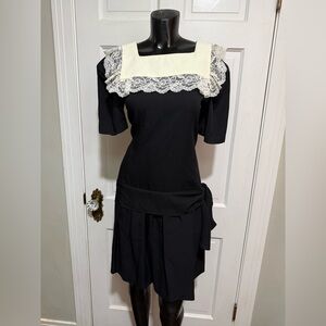 Vintage Black White Lace Collar Dress Size 3 Short Sleeve Lisa Jo